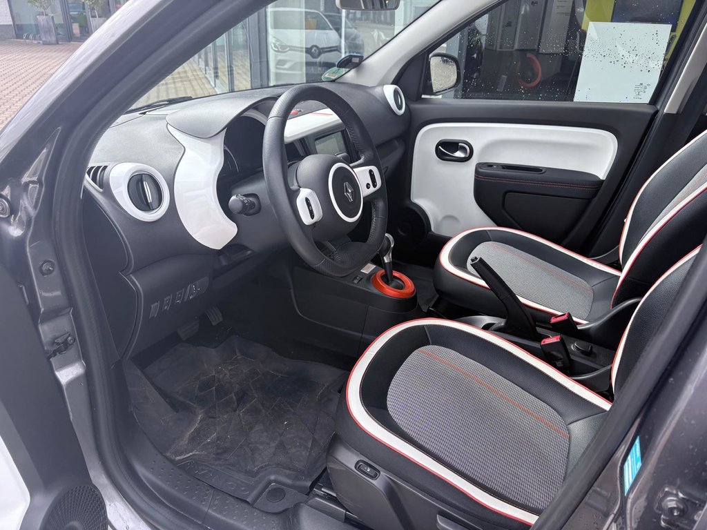 RENAULT Twingo E-Tech VIBES (MY21)