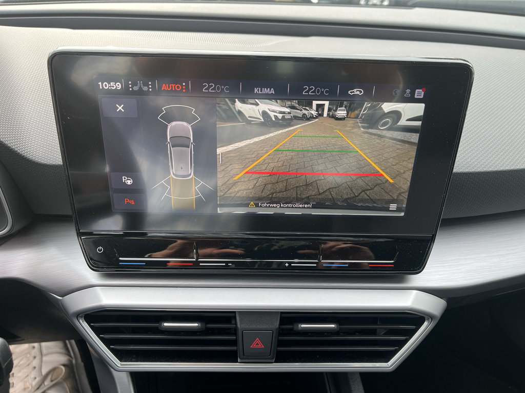 SEAT Leon 1.5 eTSI FR 110 KW DSG Standzhg, Wi-Pak SEAT Leon 1.5 eTSI FR 110 KW DSG Standzhg, Wi-Pak