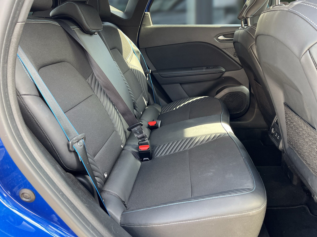 RENAULT Captur Hybrid 145 Esprit Alpine 360*,Harman-K. RENAULT Captur Hybrid 145 Esprit Alpine 360*,Harman-K.