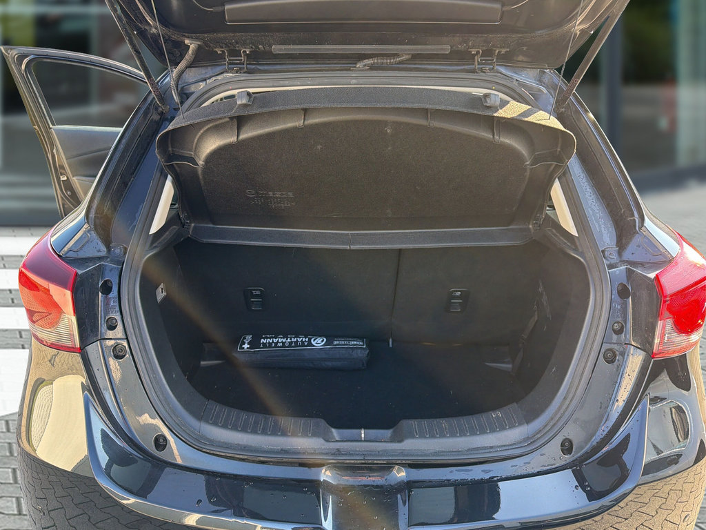 MAZDA 2 1.5 SKYACTIV-G 90 M-Hybrid Homura RF-Kamera,