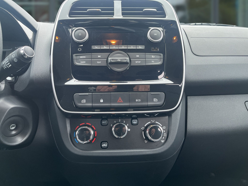 DACIA Spring Essential ELECTRIC 45 DACIA Spring Essential ELECTRIC 45