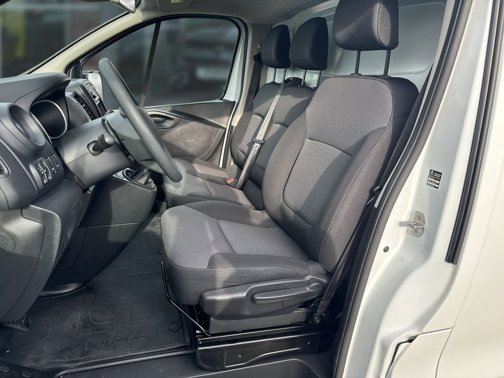 RENAULT Trafic Komfort L2H1 3,0t ENERGY dCi 120 RENAULT Trafic Komfort L2H1 3,0t ENERGY dCi 120