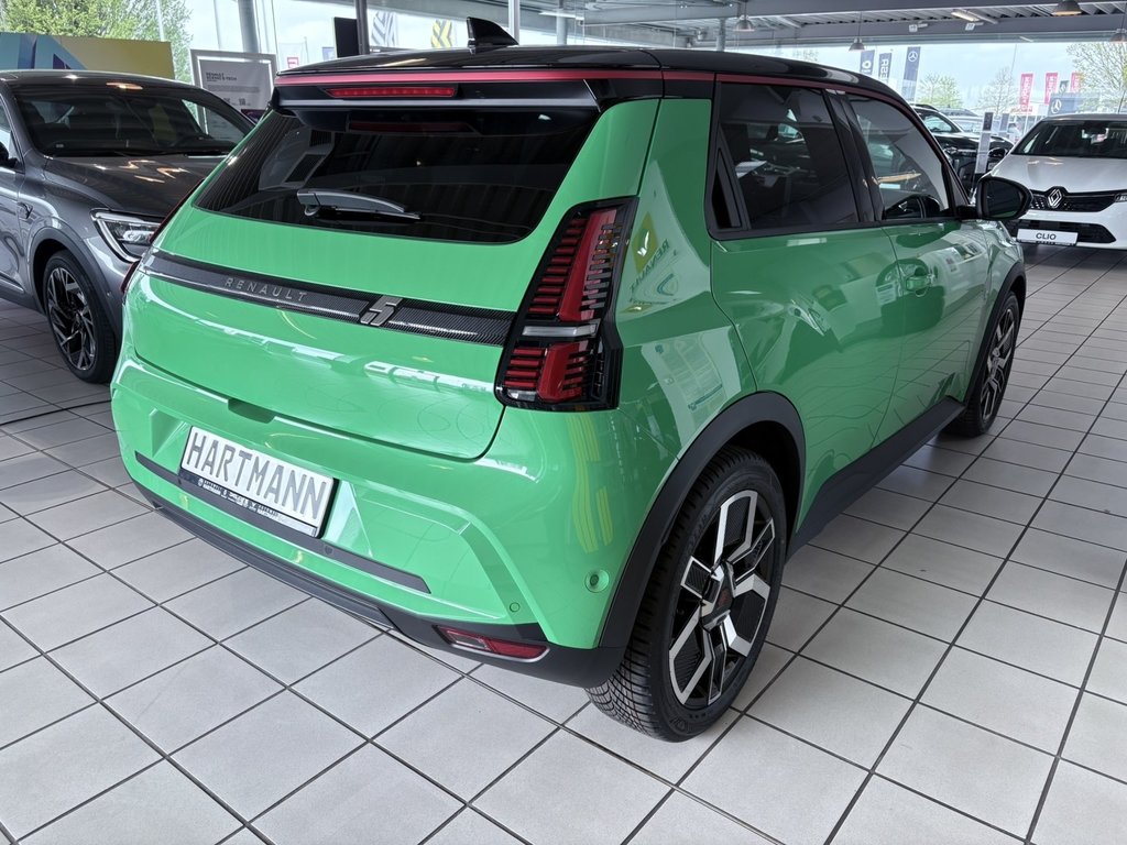 RENAULT R 5 E-Tech Techno 120 Urban Range RENAULT R 5 E-Tech Techno 120 Urban Range