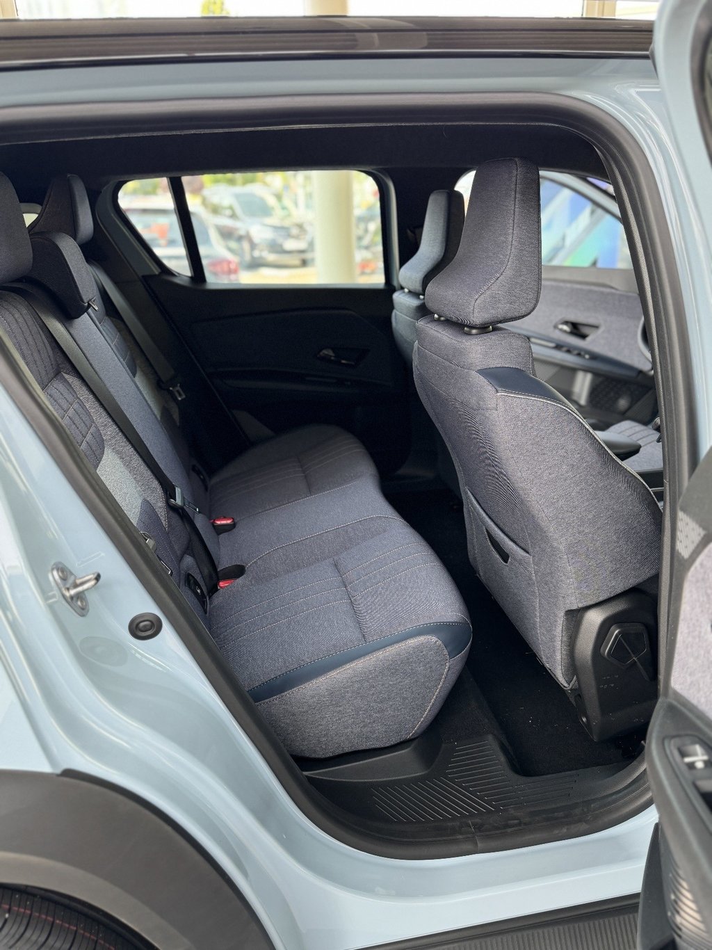 RENAULT R 4 E-Tech Techno 150 Comfort Range