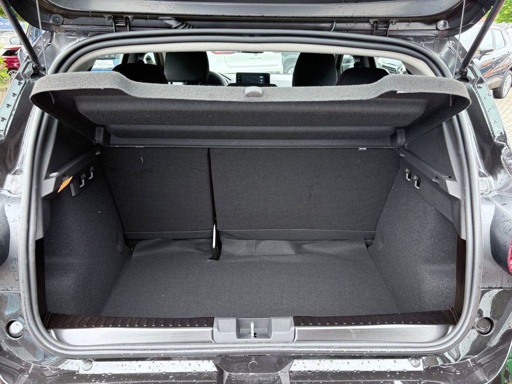 DACIA Sandero Essential TCe 90