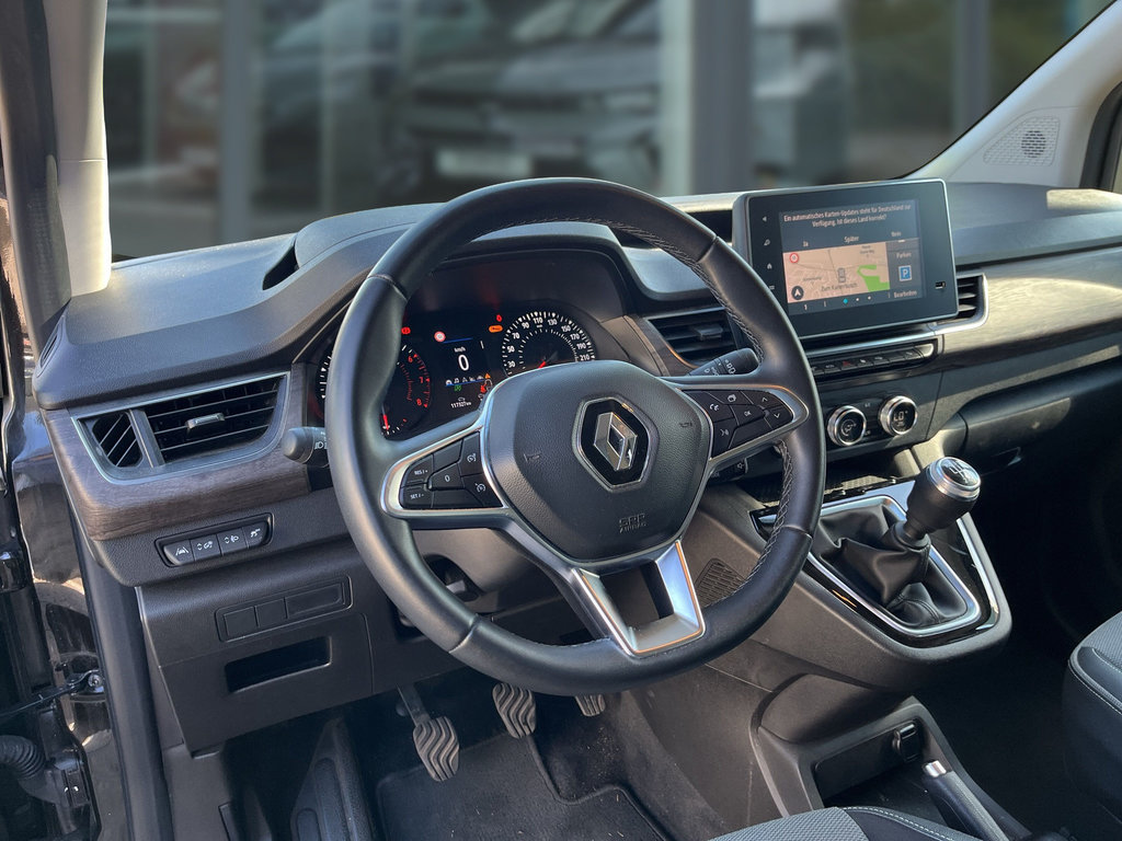 RENAULT Kangoo 1.3 TCe 130 Intens RF-Kamera RENAULT Kangoo 1.3 TCe 130 Intens RF-Kamera