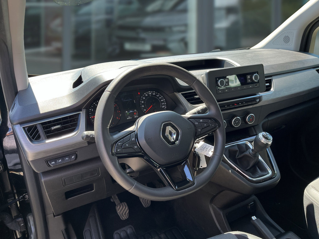RENAULT Kangoo 1.3 TCe 100 Equilibre LED, Einparkhilfe RENAULT Kangoo 1.3 TCe 100 Equilibre LED, Einparkhilfe