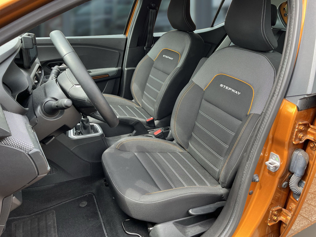 DACIA Sandero 1.0 TCe 90 Stepway Comfort RF-Kamera DACIA Sandero 1.0 TCe 90 Stepway Comfort RF-Kamera