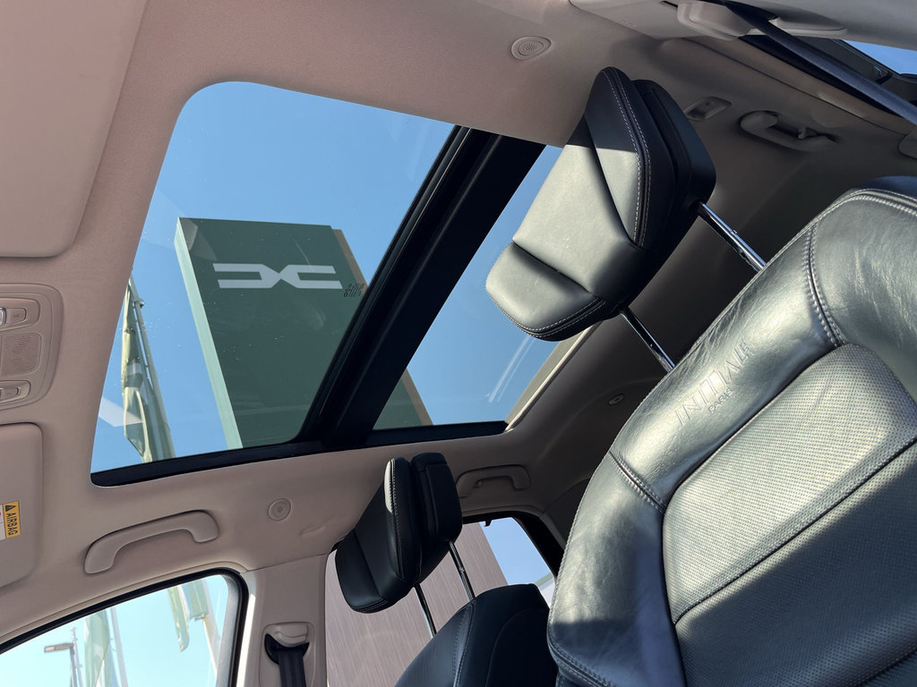 RENAULT Talisman Grandtour dCi 160 Ini-Paris Pano-Dach RENAULT Talisman Grandtour dCi 160 Ini-Paris Pano-Dach