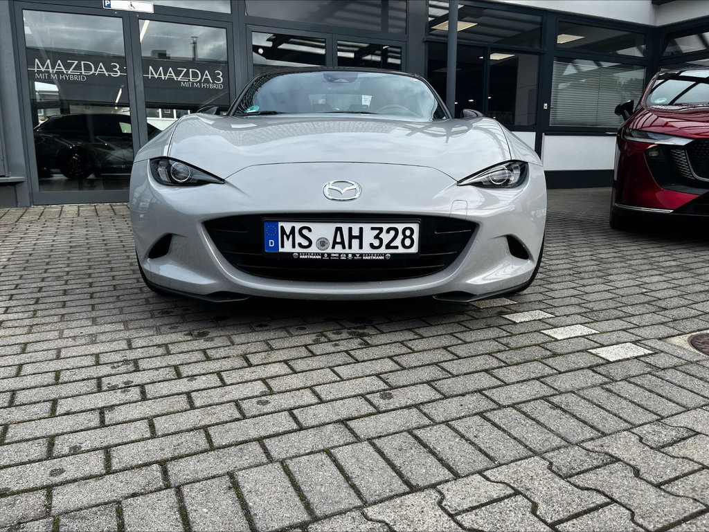 MAZDA MX-5 1.5L SKYACTIV-G 132 6MT RWD Homura MAZDA MX-5 1.5L SKYACTIV-G 132 6MT RWD Homura