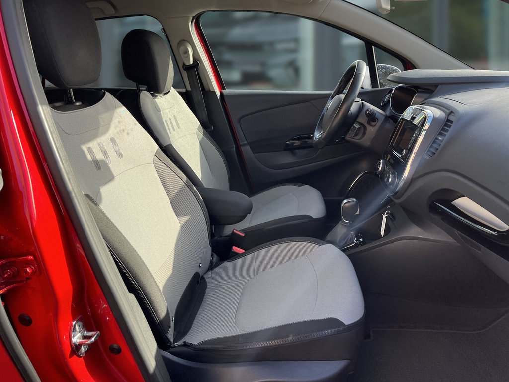 RENAULT Captur Techno TCe 90 RF-Kamera, LED