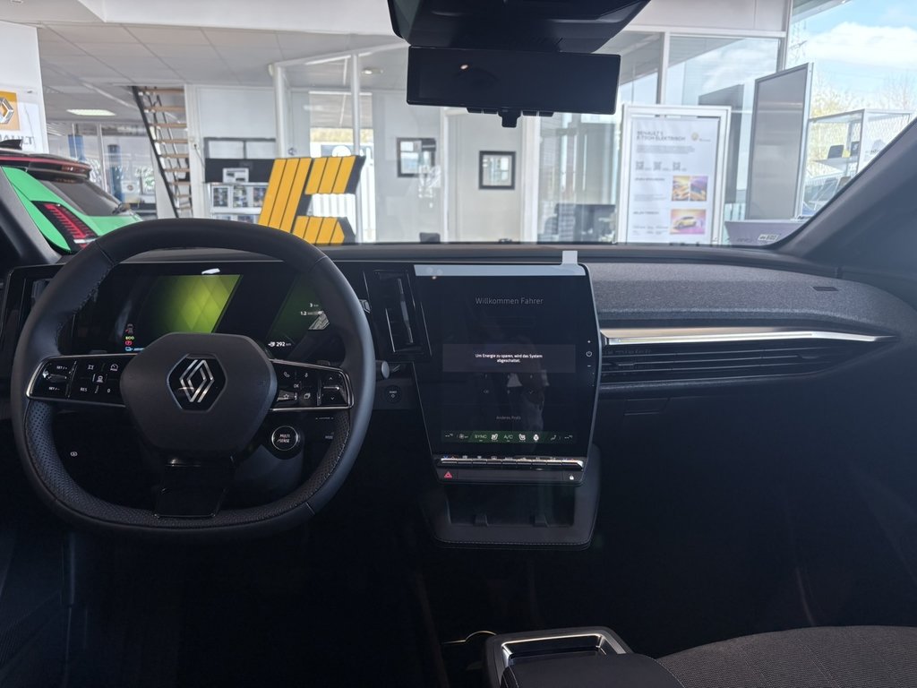 RENAULT Megane E-TECH Techno 220 Comfort Range