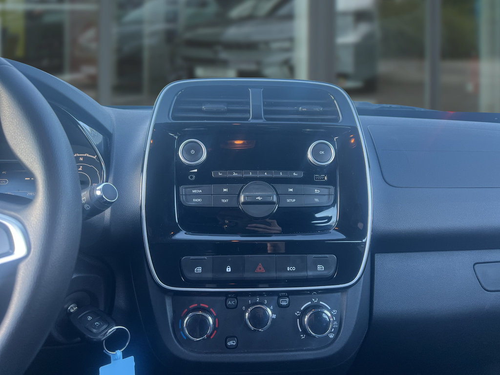 DACIA Spring Essential ELECTRIC 45 DACIA Spring Essential ELECTRIC 45