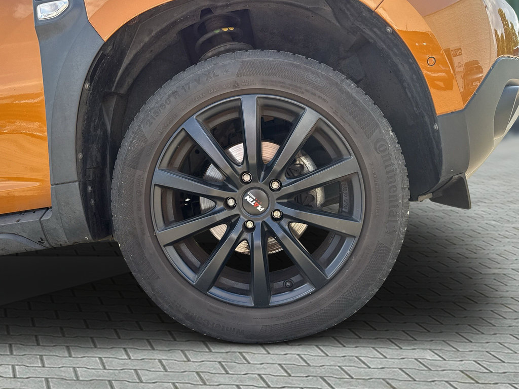 RENAULT DUSTER Sondermodell Celebration TCe 1