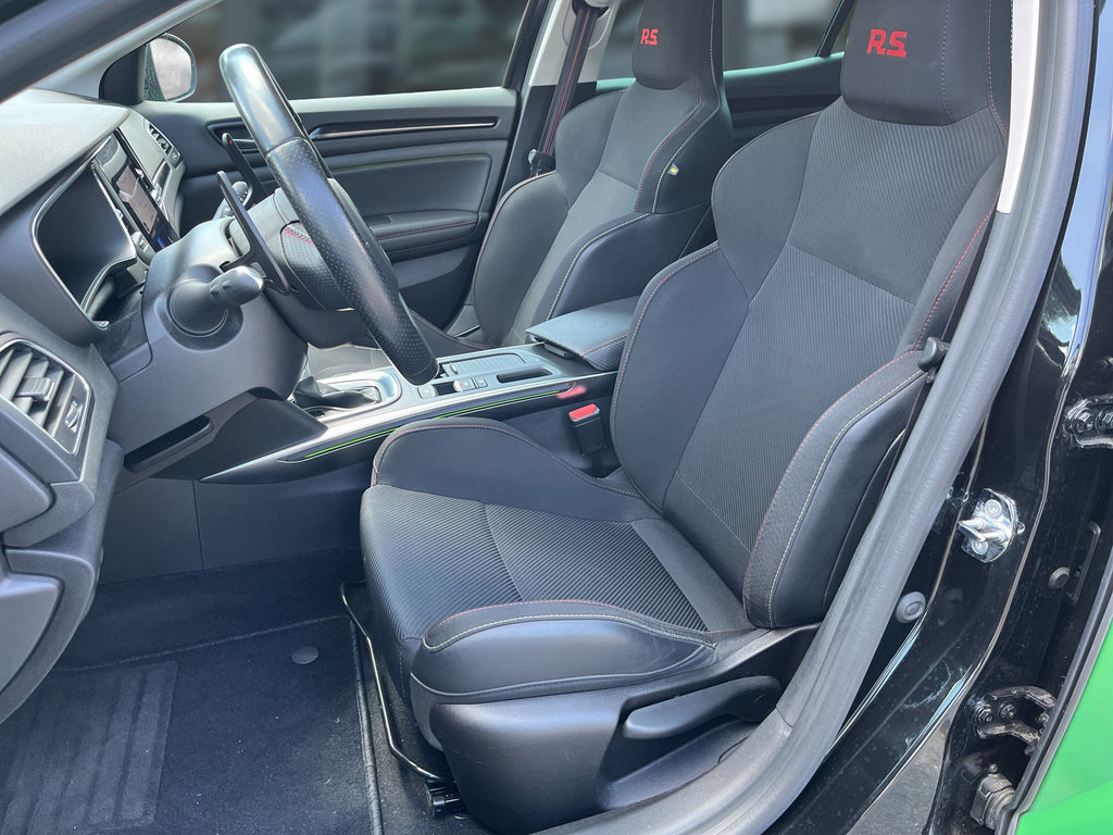 RENAULT Megane IV R.S. TCe 300 EDC Cruising-Paket RENAULT Megane IV R.S. TCe 300 EDC Cruising-Paket