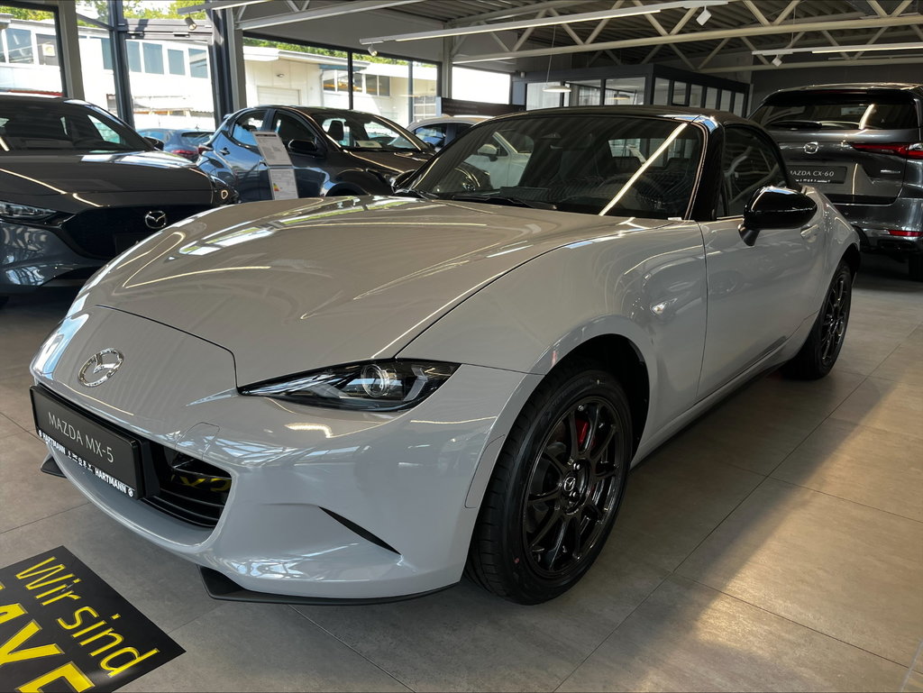 MAZDA MX-5 1.5L SKYACTIV-G 132 6MT RWD Homura MAZDA MX-5 1.5L SKYACTIV-G 132 6MT RWD Homura