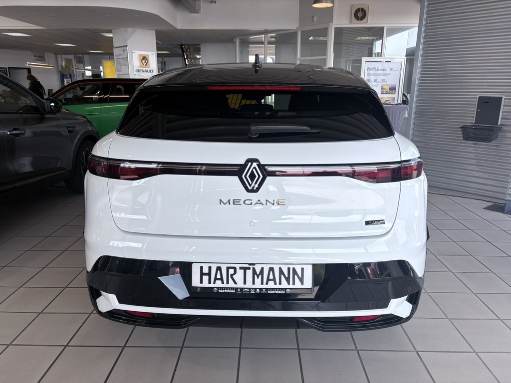 RENAULT Megane E-TECH Techno 220 Comfort Range