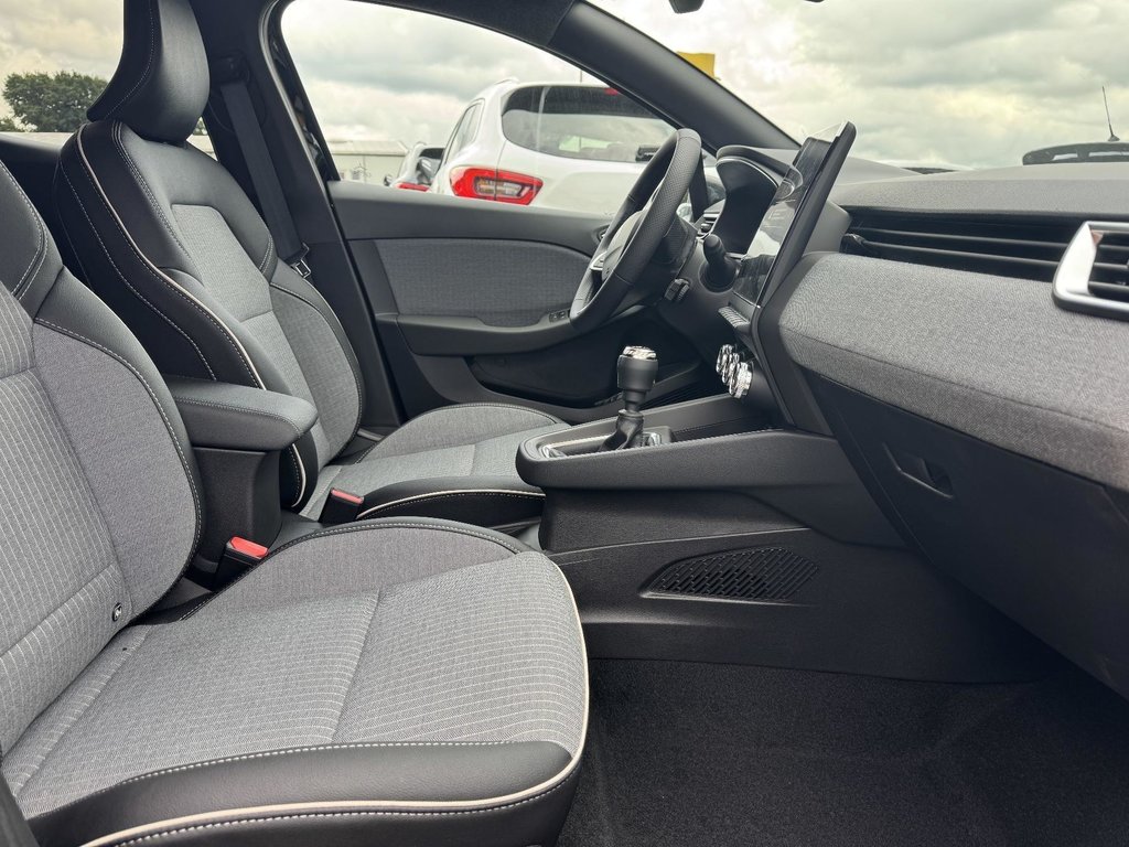 RENAULT Clio Techno TCe 90