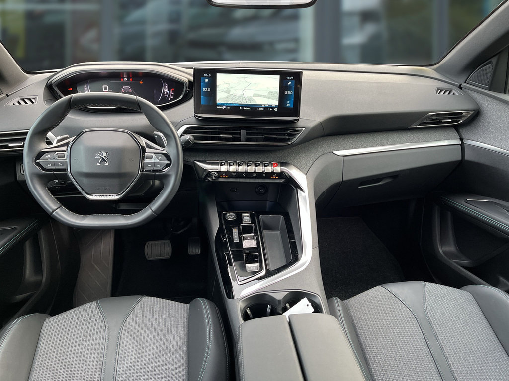 PEUGEOT 5008 1.2 PureTech 130 Allure Pack 7-Sitze, LED