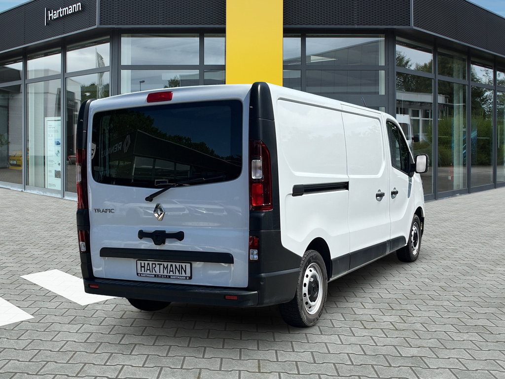RENAULT Trafic Komfort L2H1 3,1t Blue dCi 130 RENAULT Trafic Komfort L2H1 3,1t Blue dCi 130