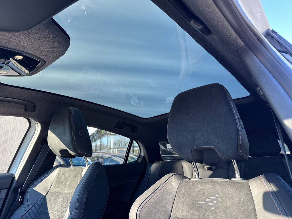 RENAULT Rafale Atelier Alpine E-Tech Plug-in Hybrid 300 