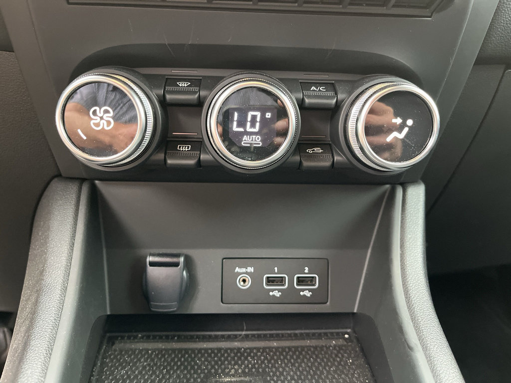 RENAULT Captur Techno Mild Hybrid 140 City-Komfort-Paket RENAULT Captur Techno Mild Hybrid 140 City-Komfort-Paket