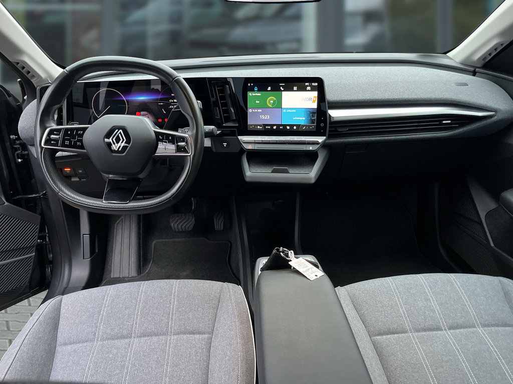 RENAULT Megane E-TECH Megane Equilibre EV 40, AHK