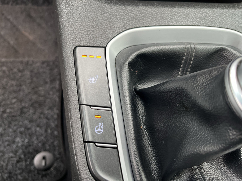 HYUNDAI i30 CW Trend 1,4 T-Gdi RF-Kamera, Carplay