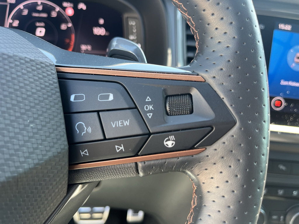 CUPRA Ateca 2.0 TSI 7-Gang-DSG 4Drive Pano-Dach,AHK CUPRA Ateca 2.0 TSI 7-Gang-DSG 4Drive Pano-Dach,AHK