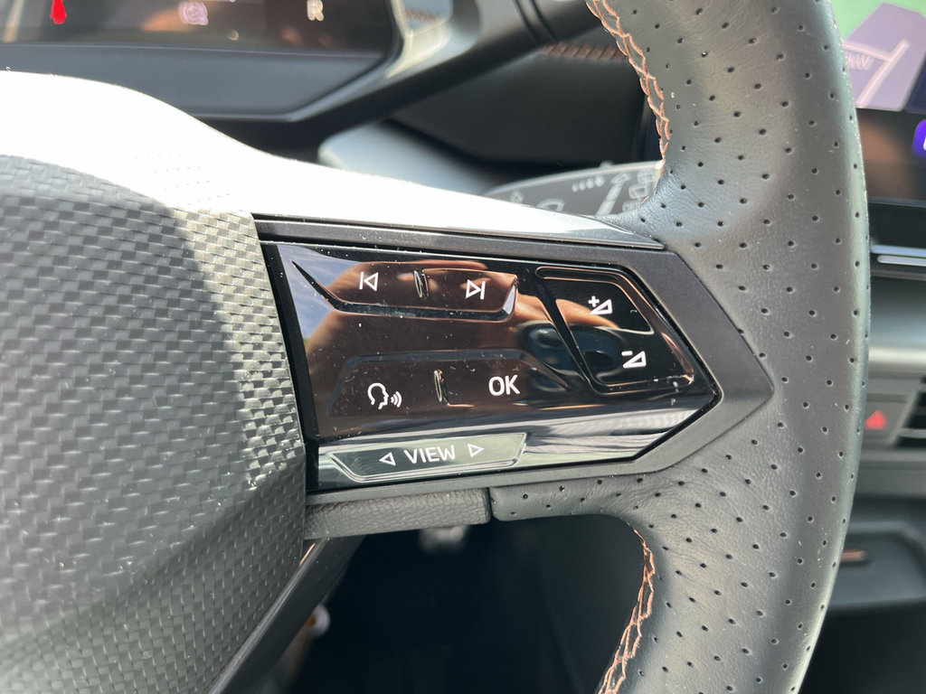CUPRA Born 150 Pilot-Paket XL RF-Kamera, Wärmepumpe