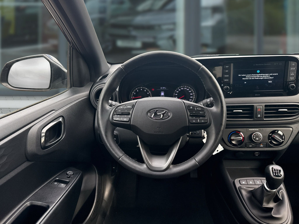HYUNDAI i10 1.0 Connect & Go