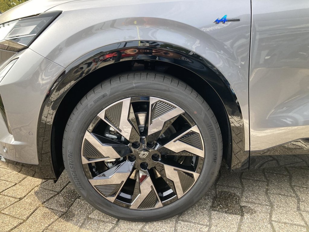 RENAULT Rafale Esprit Alpine E-Tech Full Hybrid 200