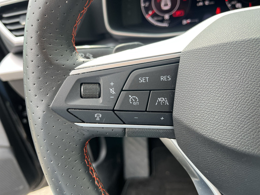 SEAT Leon 1.5 eTSI FR 110 KW DSG Standzhg, Wi-Pak SEAT Leon 1.5 eTSI FR 110 KW DSG Standzhg, Wi-Pak
