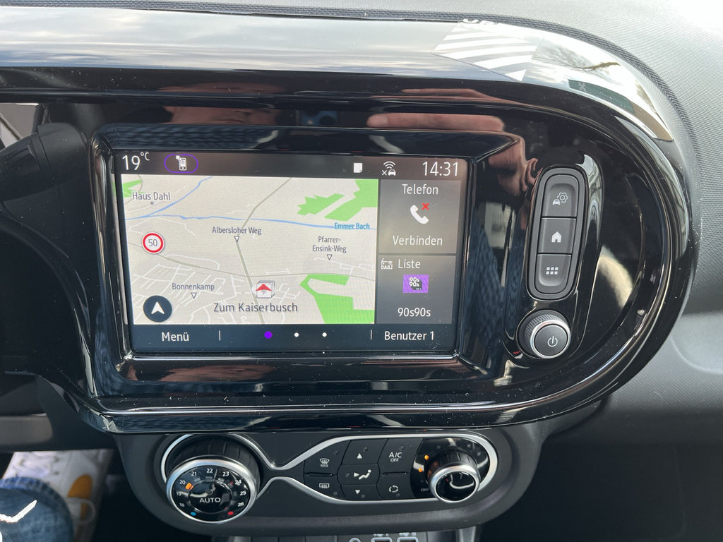 RENAULT Twingo E-Tech Techno 100% elektrisch RF-Kamera RENAULT Twingo E-Tech Techno 100% elektrisch RF-Kamera