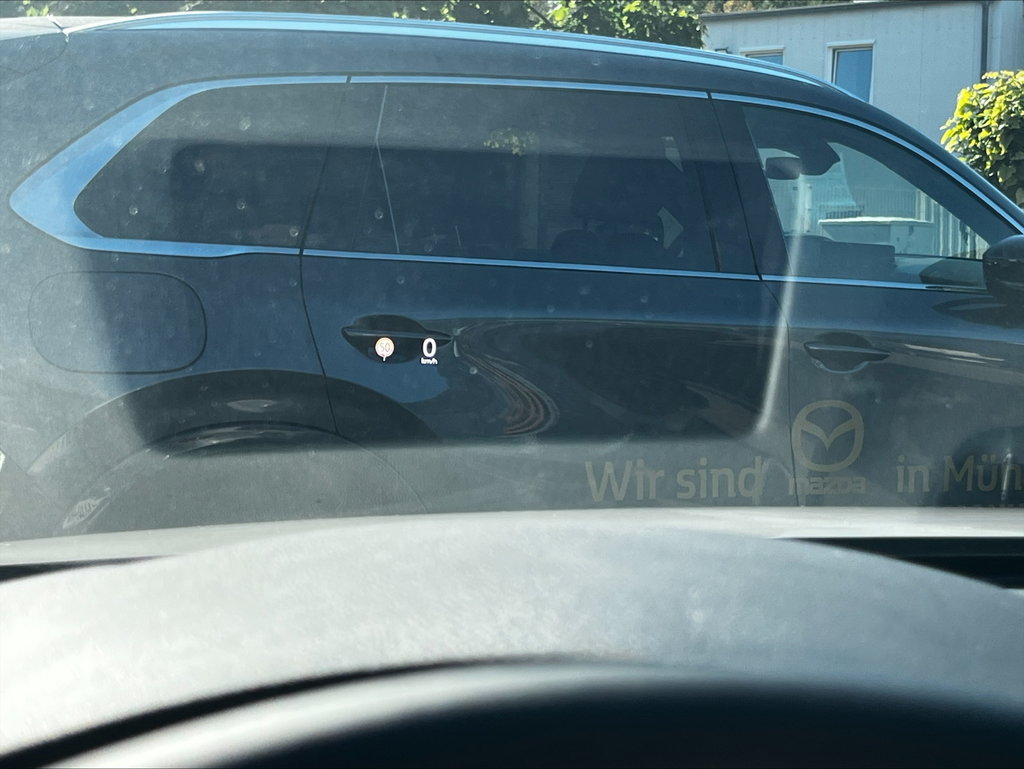 MAZDA 3 2.5L e-SKYACTIV G 140ps 6AT FWD Exclusive-line MAZDA 3 2.5L e-SKYACTIV G 140ps 6AT FWD Exclusive-line