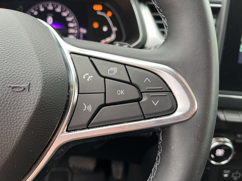 RENAULT Captur Techno Mild Hybrid 140 City-Komfort-Paket RENAULT Captur Techno Mild Hybrid 140 City-Komfort-Paket