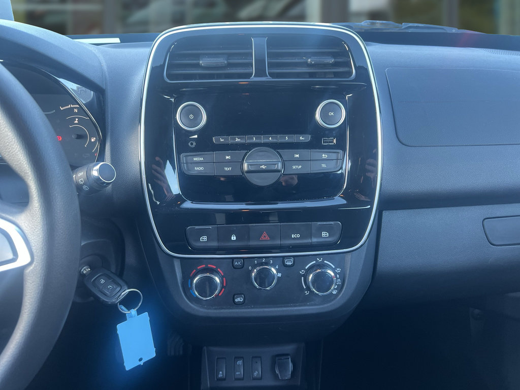 DACIA Spring Essential ELECTRIC 45 DACIA Spring Essential ELECTRIC 45