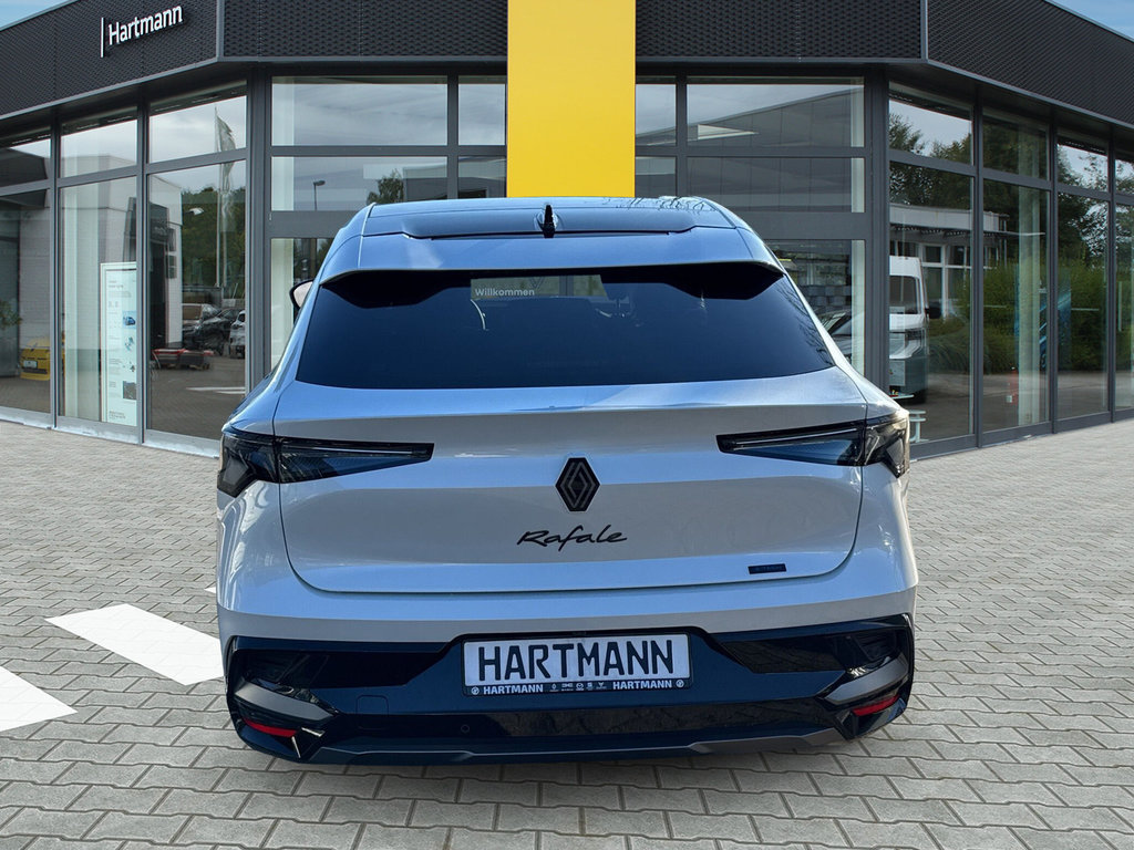 RENAULT Rafale Atelier Alpine E-Tech Plug-in Hybrid 300 RENAULT Rafale Atelier Alpine E-Tech Plug-in Hybrid 300