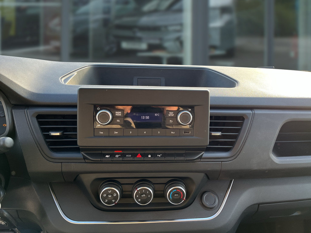 RENAULT Trafic Komfort L2H1 3,1t Blue dCi 150 LED, Klima