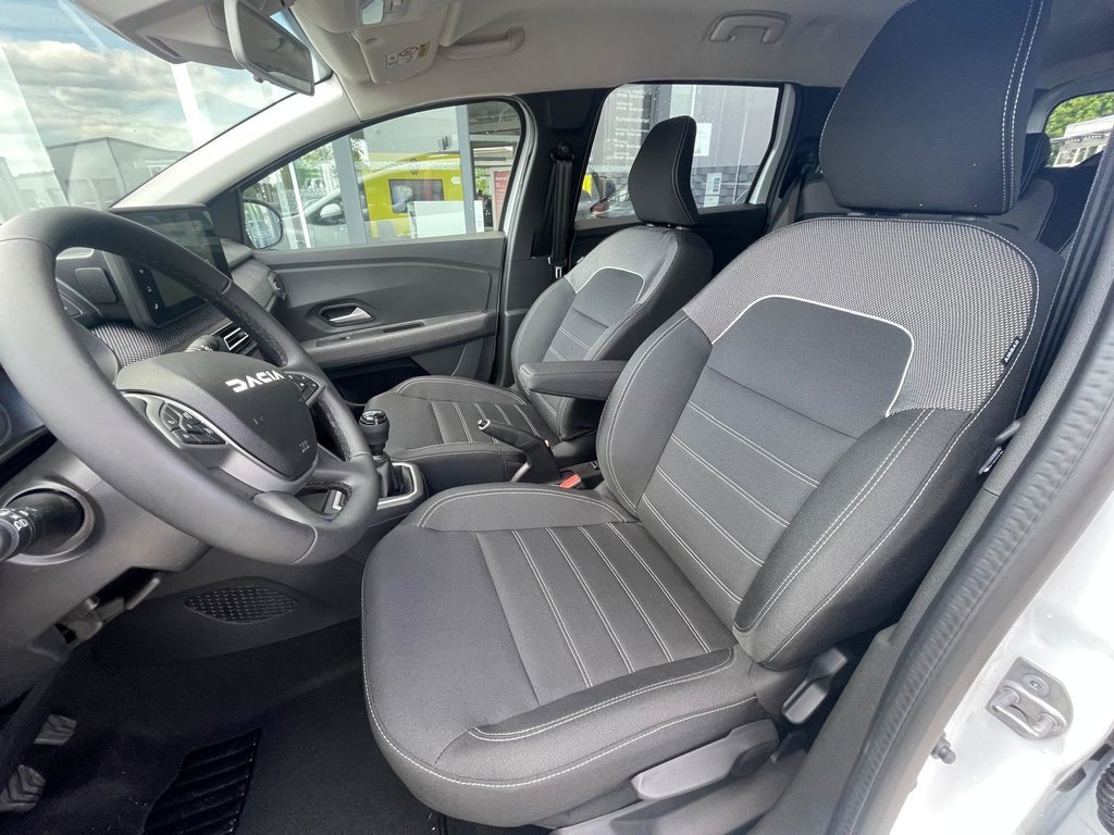 DACIA Jogger Expression TCe 110 AHK+GJR