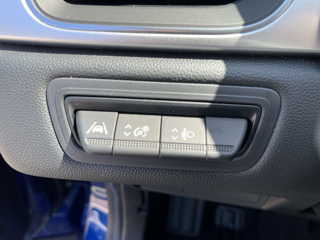 RENAULT Captur Techno Mild Hybrid 140 EDC RF-Kamera, LED RENAULT Captur Techno Mild Hybrid 140 EDC RF-Kamera, LED