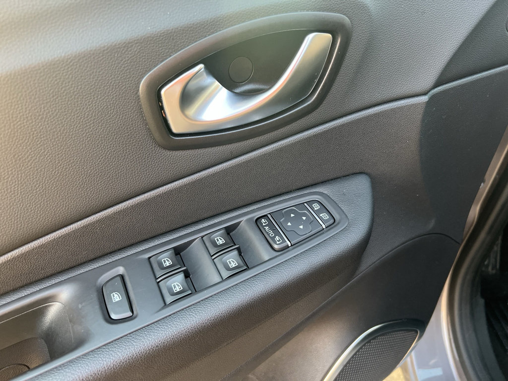 RENAULT Captur Intens TCe 90