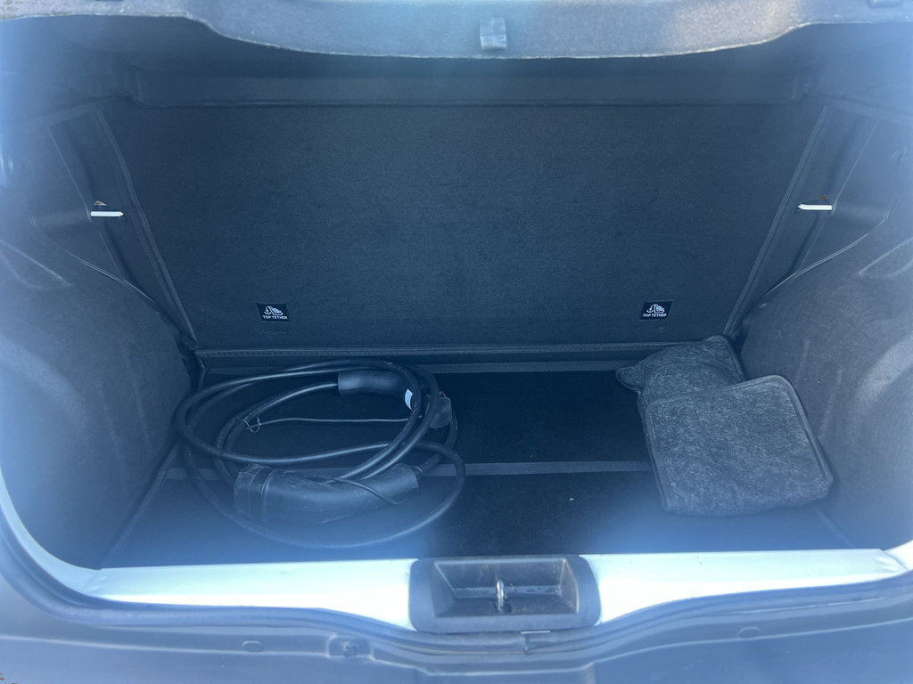 DACIA Spring Essential ELECTRIC 45 DACIA Spring Essential ELECTRIC 45