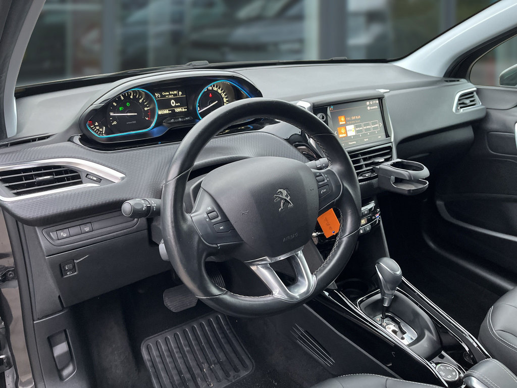 PEUGEOT 2008 1.2 PureTech 130 Allure Sicht-Paket