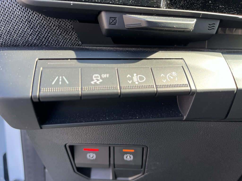 RENAULT Megane E-TECH EV40 130 Equilibre RF-Kamera,Wi-Pa RENAULT Megane E-TECH EV40 130 Equilibre RF-Kamera,Wi-Pa
