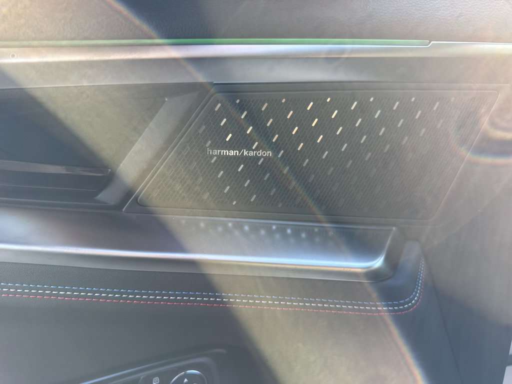 RENAULT Rafale Atelier Alpine E-Tech Plug-in Hybrid 300 RENAULT Rafale Atelier Alpine E-Tech Plug-in Hybrid 300