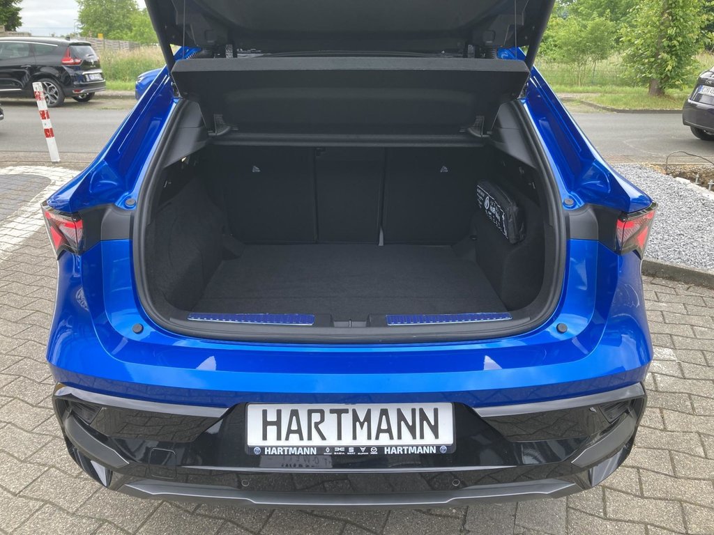 RENAULT Rafale Techno E-Tech Full Hybrid 200 RENAULT Rafale Techno E-Tech Full Hybrid 200