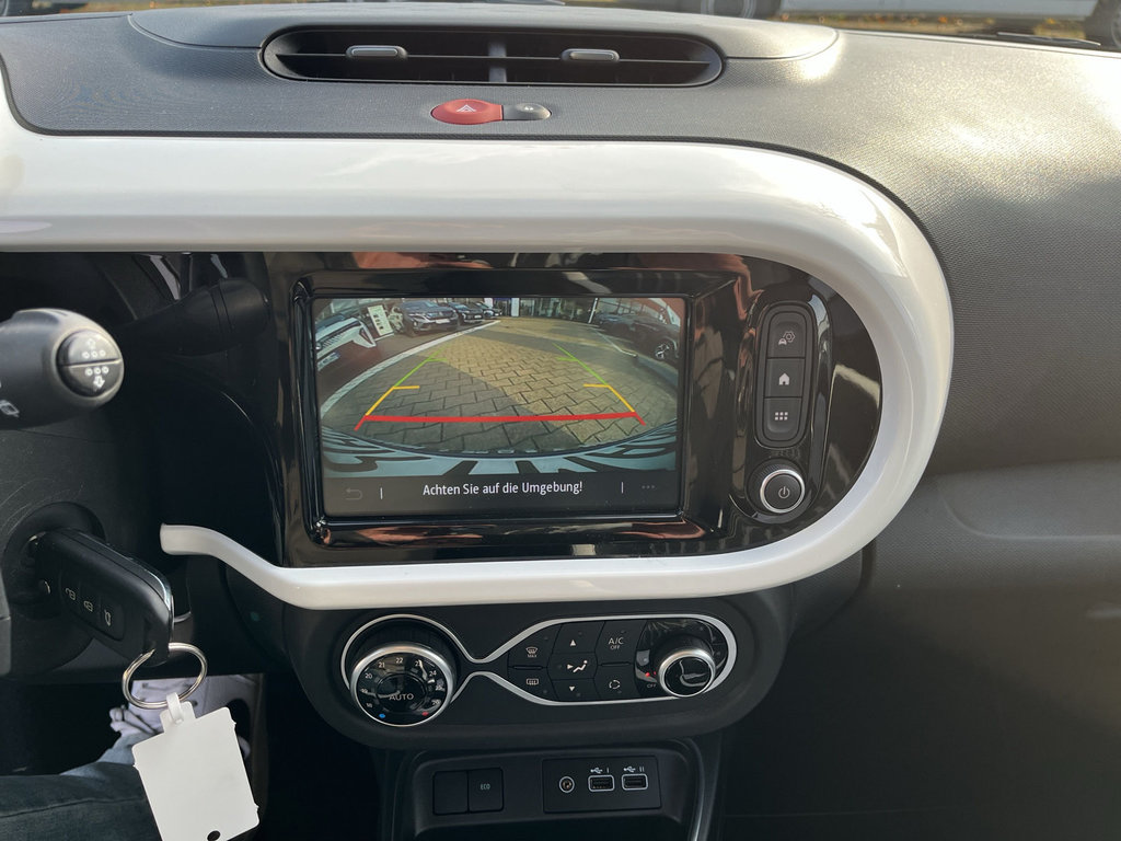 RENAULT Twingo E-Tech Techno RF-Kamera RENAULT Twingo E-Tech Techno RF-Kamera