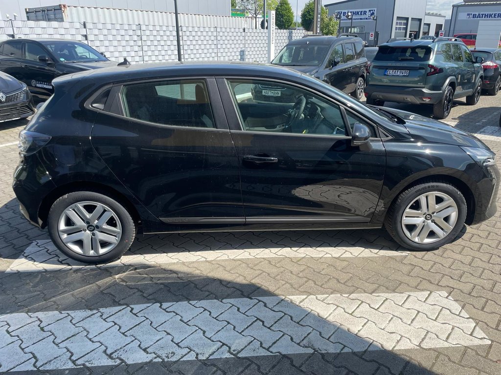 RENAULT Clio Evolution SCe 65 RENAULT Clio Evolution SCe 65