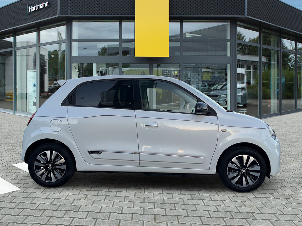 RENAULT Twingo E-Tech Techno Klima-Paket, RF-Kamera RENAULT Twingo E-Tech Techno Klima-Paket, RF-Kamera